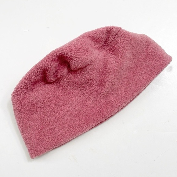 Pink fleece winter hat - Picture 1 of 2